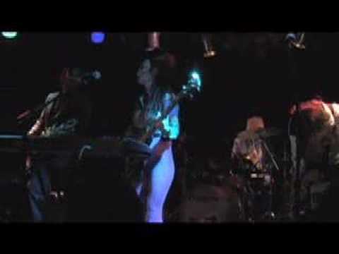 Gram Rabbit - Waiting in the Kountry