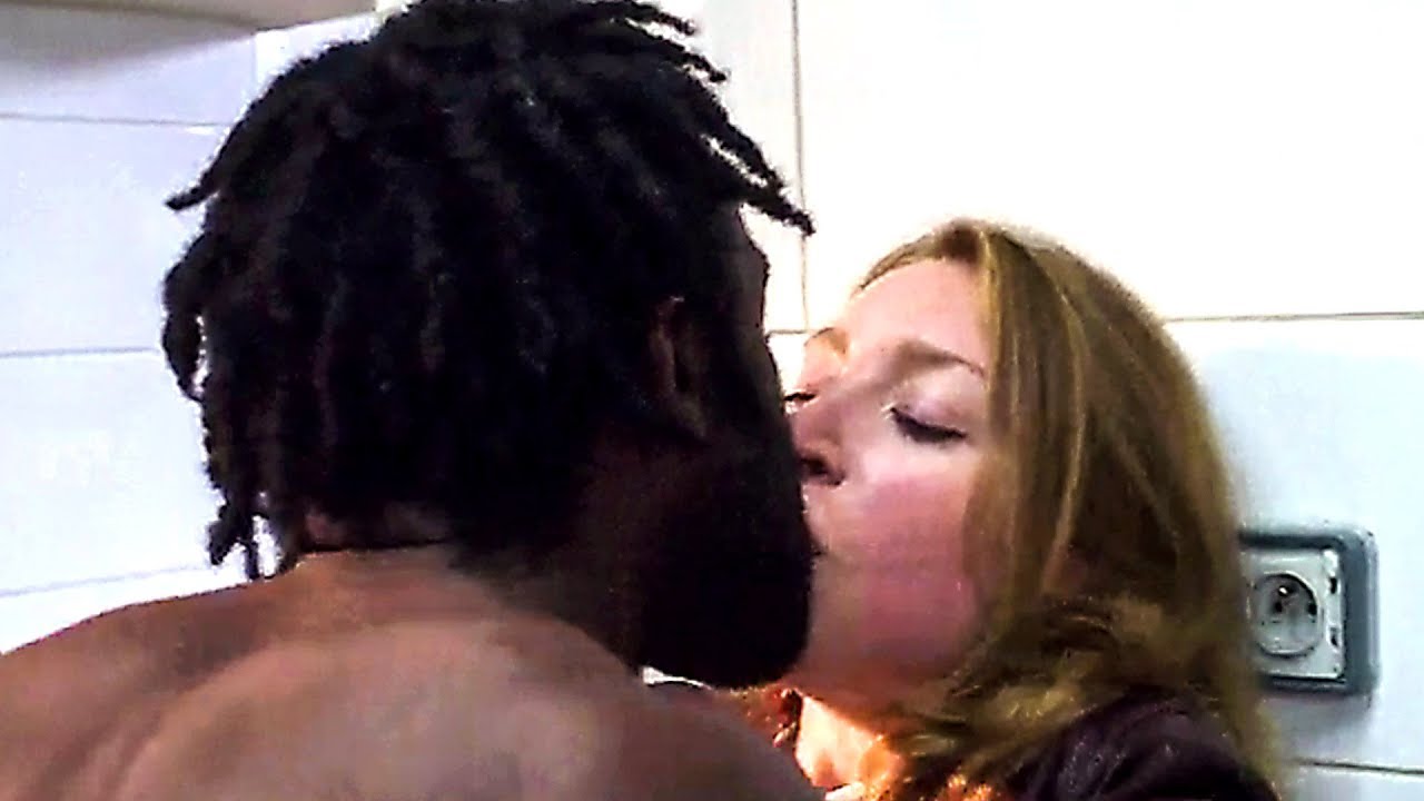 Miniature de la vidéo LES GOÛTS ET LES COULEURS Bande Annonce VF (Netflix, 2018) du film Les Goûts et les Couleurs