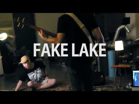 김민홍 feat. 드레인(Kim Minhong feat.DRAIN)- Fake Lake: 신촌전자 라이브 Sinchon Electronics Live