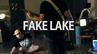 김민홍 feat. 드레인(Kim Minhong feat.DRAIN)- Fake Lake: 신촌전자 라이브 Sinchon Electronics Live