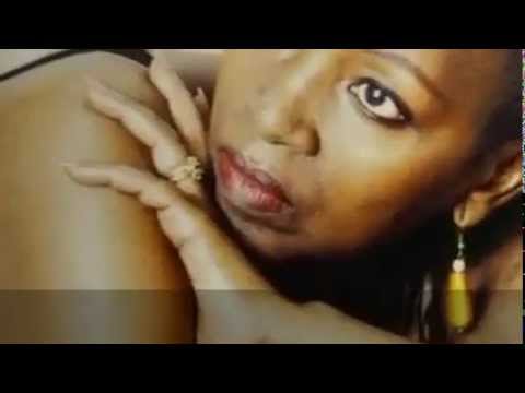 CECILE KAYIREBWA - Numukobwa ( Audio)