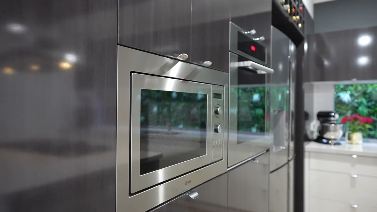 Peter Colella - Professional Video