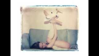 Massive Attack - Polaroid Girl