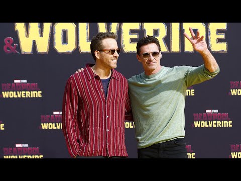 Video Thumbnail: Ryan Reynolds und Hugh bei Premiere ihres Filmes überrascht!