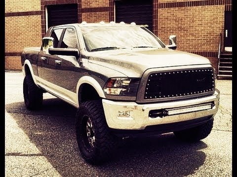 Installation of a Royalty Core Grill on a 2012 Dodge RAM 3500