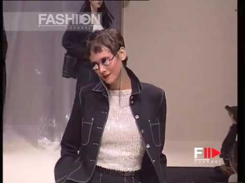 "Popy Moreni" Spring Summer 1995 Paris 2 of 4 pret a porter woman by FashionChannel