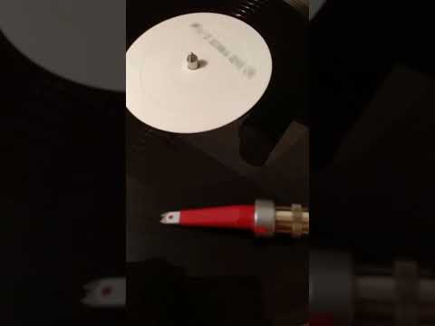 Oliver Klitzing – Who's Gonna Give Us