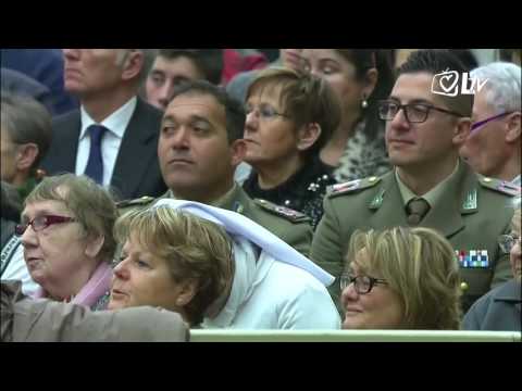 Papa s nama 14.12.2016. - Čudo Božića - Bog odlaže svoju veličanstvenost da bi bio bliže čovjeku