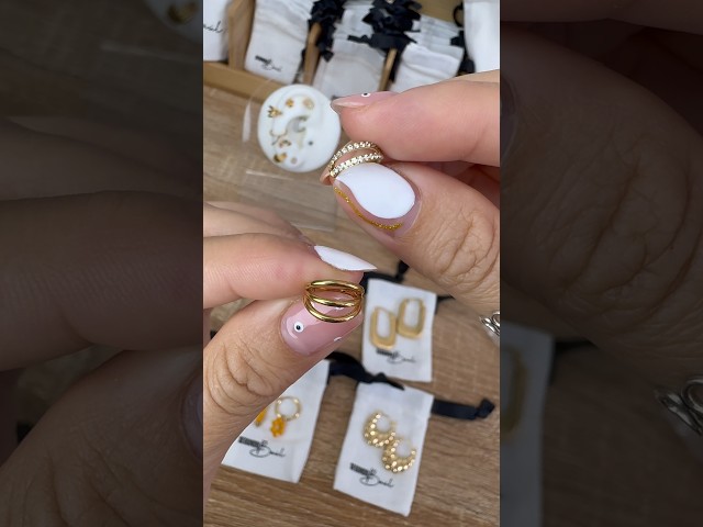 Vídeo relacionado con Rajnard Piercing Lengua pezón 24 Piezas 14G 14mm Acero quirúrgico Brillo Bola Luminosa Perla Piercing joyería Mujeres niñas