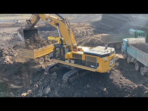 Caterpillar 390D Excavator Loading Trucks - Interkat SA