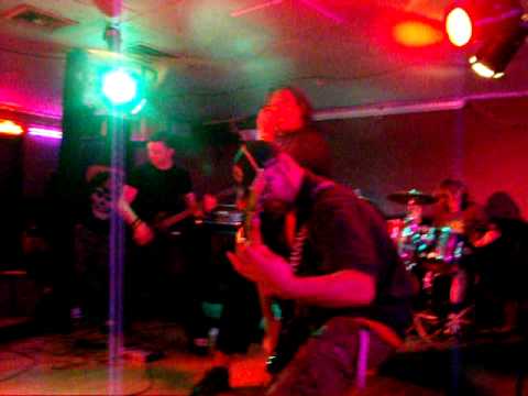 Devlyn Sydus - Crimson Widow (Live)