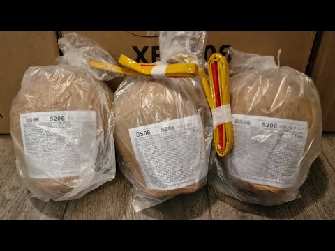 6" Shell : Caffero Fireworks : 1.126 Gram : Pink,lemon & sea blue dahlia w white strobe pistil