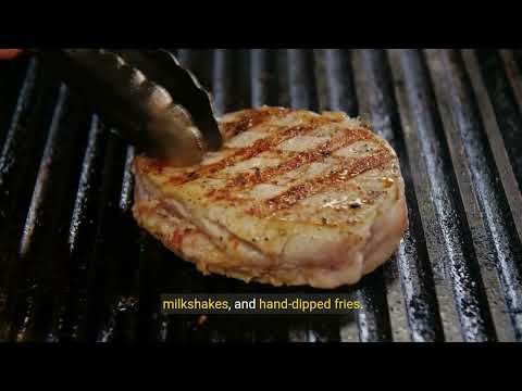 What time does steak n shake close