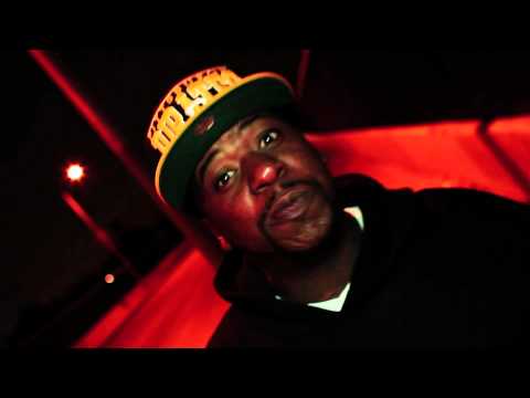 YOUNG TWEEZ & LIL TAE -GUNPLAY