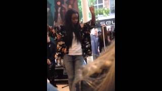 A*M*E live - What's Going On @Forever21 in Liverpool