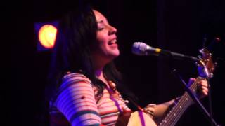 Carla Morrison - Tragos de Amargo Licor ( Show Tecate BC 22-12-2012)