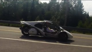preview picture of video 'T-REX Campagna Motors on a windy road - trying to keep up'