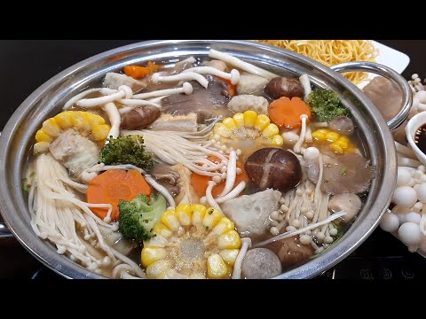 Món;,LẨU NẤM CHAY ,Thơm ngon nước lẩu ngọt thanh/Món Ăn Giản Dị