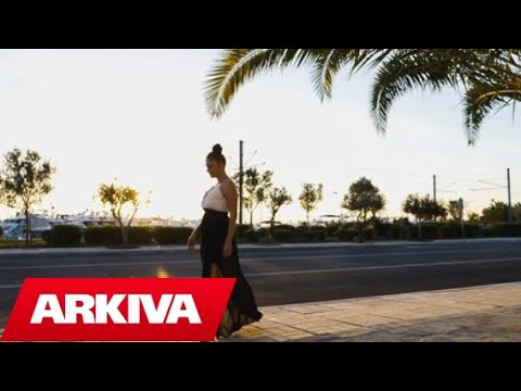 Lida Lazaj - Nena dhe Babai (Official Video 4K)