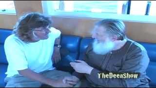 In this show, Former Christian Preacher Yusuf Estes interviews former Christian Eric Mason and asks him why he became a Mu...