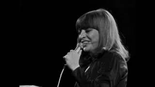 Festival de Viña 1976, Mari Trini, Yo No Soy Esa