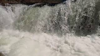preview picture of video 'Apache Falls, Salt River, Arizona'