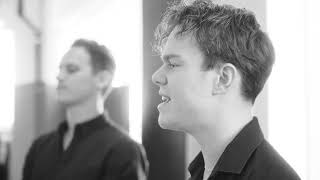 JERSEY BOYS London Cast Performs 'My Eyes Adored You' in Rehearsal