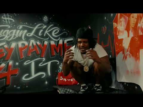 MobFam E    Went Legit Freestyle (Official Video)