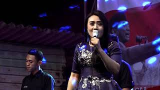 Download lagu TERHANYUT DLM KEMESRAAN, NIA AGUSTIN feat FITRY AMELIA 'LA ADISTA' Live LUNTAS LAMONGAN mp3