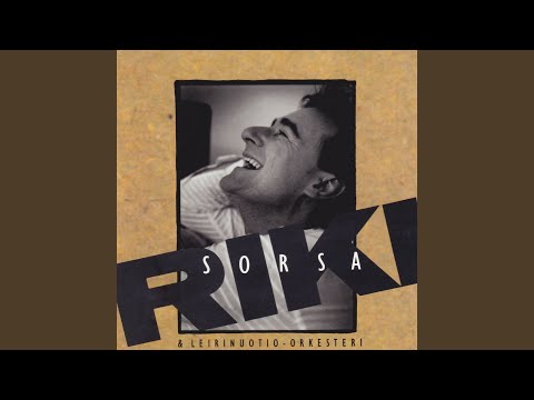 Joki - Boat on the River