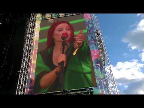 Sanni Feat Cheek Timantit on ikuisia live @Ruisrock 2018