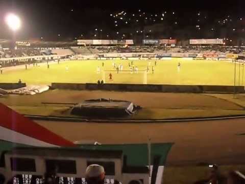 "MURGA GARRA DEL OSO" Barra: La Garra del Oso &bull; Club: Liga de Loja