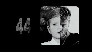 устал как Петербург