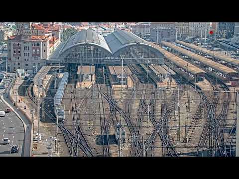 Hlášení Praha hl.n. + Zrušení vlaku R 614 + Nejbližší přípoj + Hlášení o průjezdu vlaku,9.8.2022 6/7