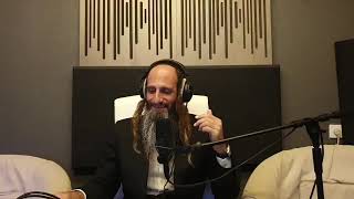 מדברים מרבי נחמן מברסלב   תהילים   לא עזב אותך לעולם (הרב מאור קריו) - התמונה מוצגת ישירות מתוך אתר האינטרנט יוטיוב. זכויות היוצרים בתמונה שייכות ליוצרה. קישור קרדיט למקור התוכן נמצא בתוך דף הסרטון