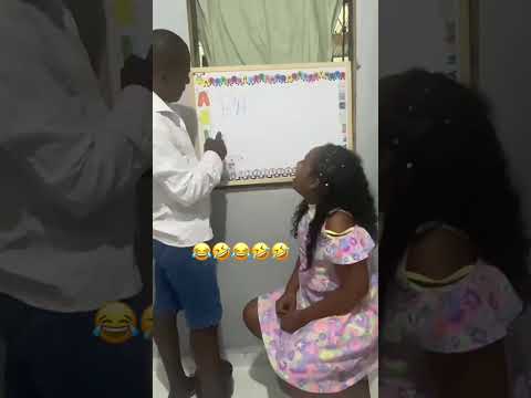 #Marcelo Alves comediante da cidade de Aurelino Leal Bahia e a sua filha Ana e uma comédia 😂🤣🤣😂
