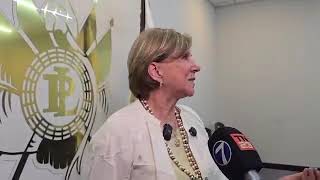 Buscan que la edad para usar dispositivos electrónicos como celular sea de 16 años. en las escuelas