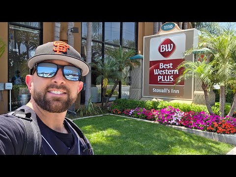 Best Western Plus Stovall's Inn Near Disneyland | Full Hotel Tour + Room, Pool & Breakfast Review