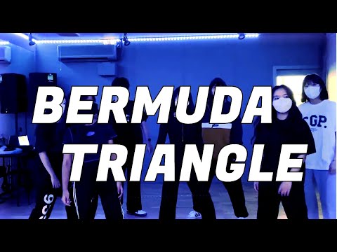 ZICO - BERMUDA TRIANGLE [Feat. Crush] [Choreography][DUSTAR]