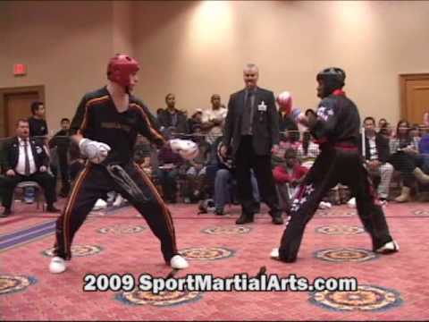 Cody Diesbourg v Willie Hicks - Men's LW point sparring - 2009 NBL Supergrands