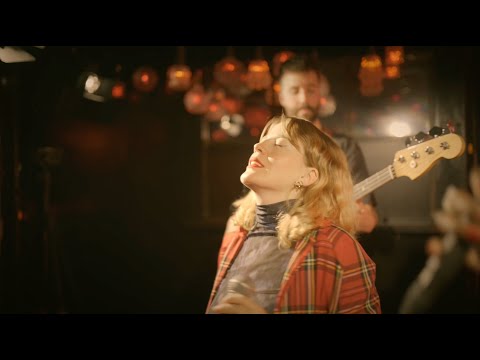 Ay Wing - Spacewalker feat. Alina Amuri (Live Music Video)