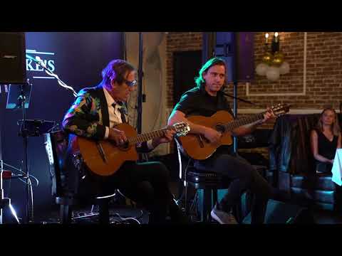 Alex Fox and David Fox Live