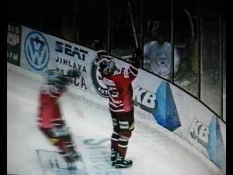 CESTA ZNOJEMSKÝCH ORLŮ VZHŮRU