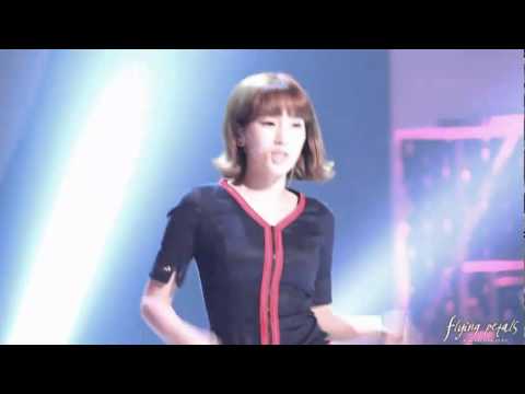 [Fancam] 10.11.06 Taeyeon SNSD - H.o.o.t
