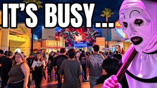 THE BUSIEST I’VE EVER SEEN HORROR NIGHTS! 2+ HOUR WAITS - Universal St