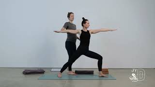 Simple Jivamukti Yoga class | Ulrike Schafer