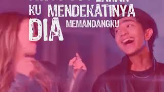 Download lagu Baby Shima & Floor 88- Roadblock hatiku (official lirik video) mp3