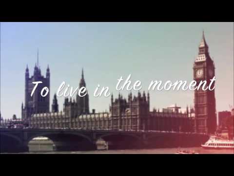 Living in the moment - vietsub