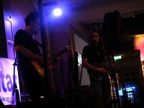 Muris Varajic, Emir Hot - Comfortably Numb - live4guitar.com