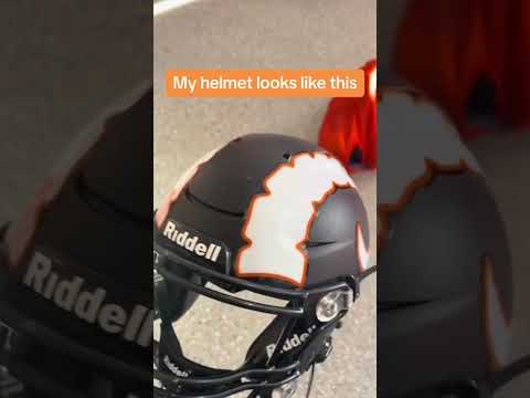 This QB might need new Lineman 😭🤦‍♂️ #shorts